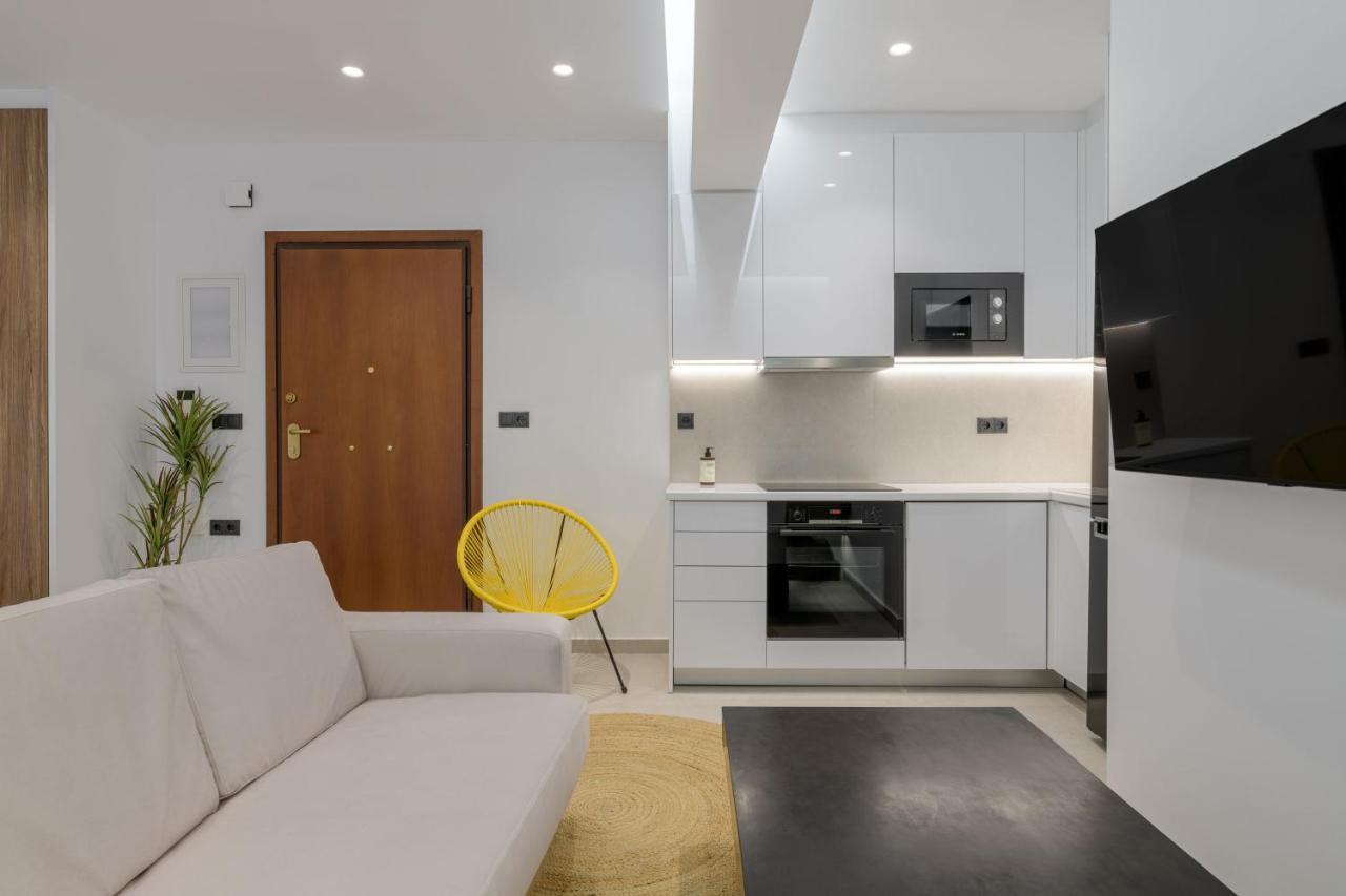 Loom Suite Downtown Афины Экстерьер фото